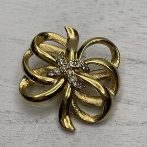 Vintage Elegant Goldtone Signed Monet Ribbon Bow Swirl Crystals Brooch Pin